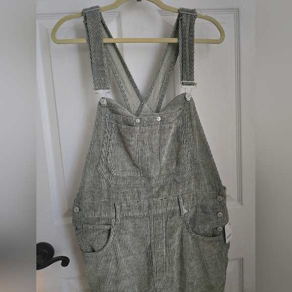 NWT We The Free Deep Trance Overalls In Thyme - Picture 7 of 10